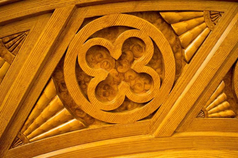 woodwork-1457936_960_720_compressor